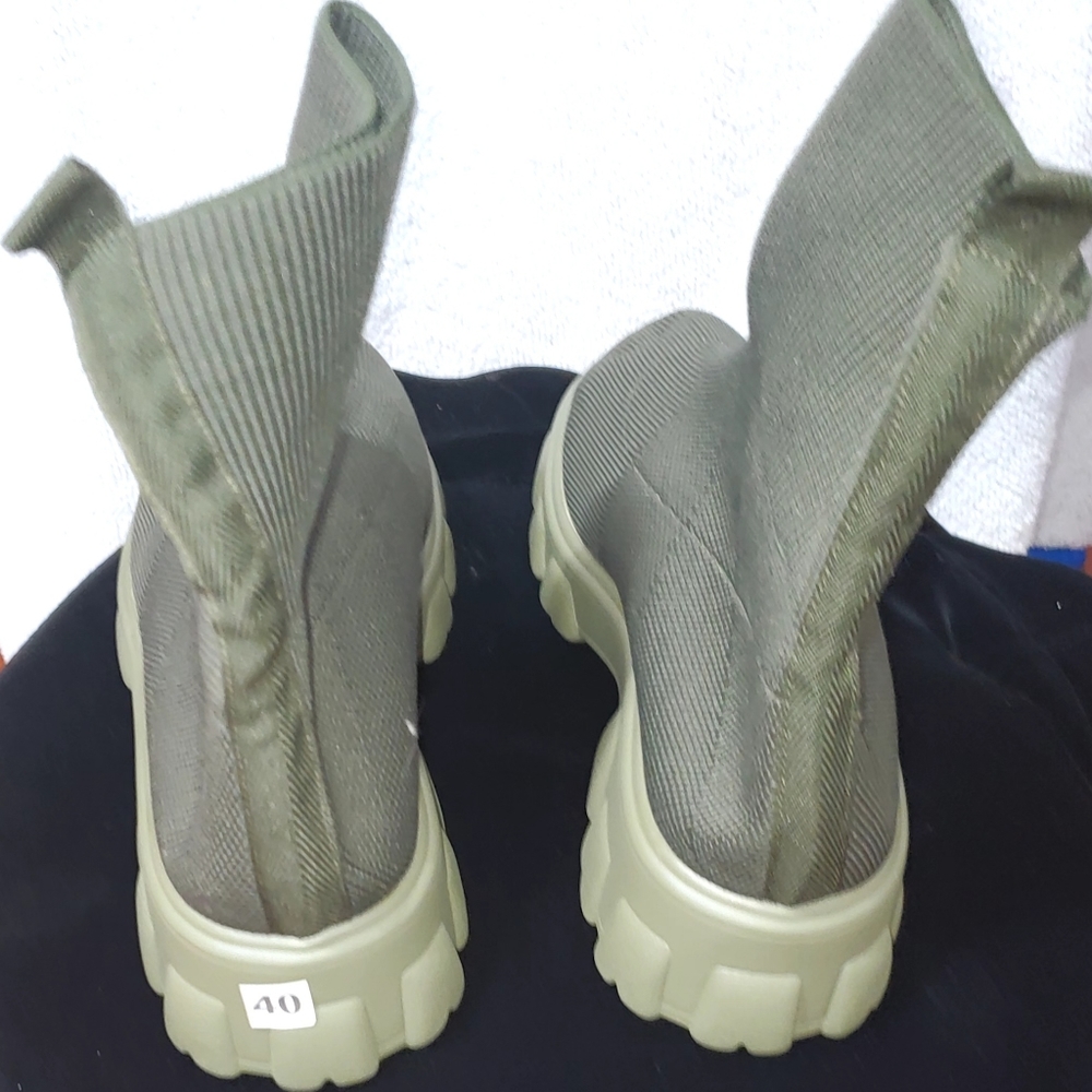 Sock boots